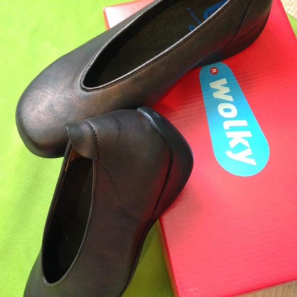 Wolky Shoes Bronze Leather Shoes Wolky Brand Poshmark